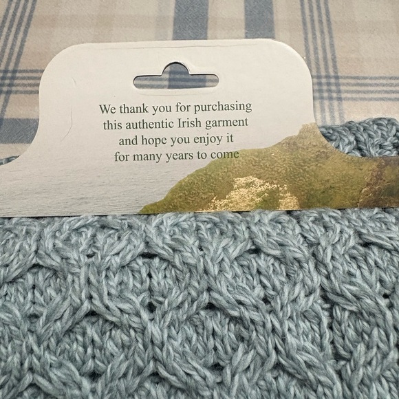 Hat and scarf set - Picture 2 of 4